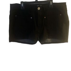 Pre Owned Women’s Love Bytes Short Shorts Black Sz XXL Casual Cute